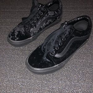 Vans Old Skool (Velvet) Black Size Men 4.5 Women 6